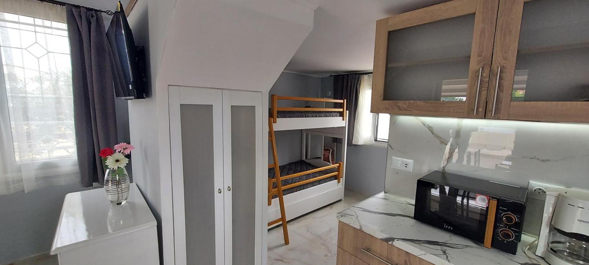 Filio'S Loft Near Airport Βίλα Αρτέμιδα Εξωτερικό φωτογραφία